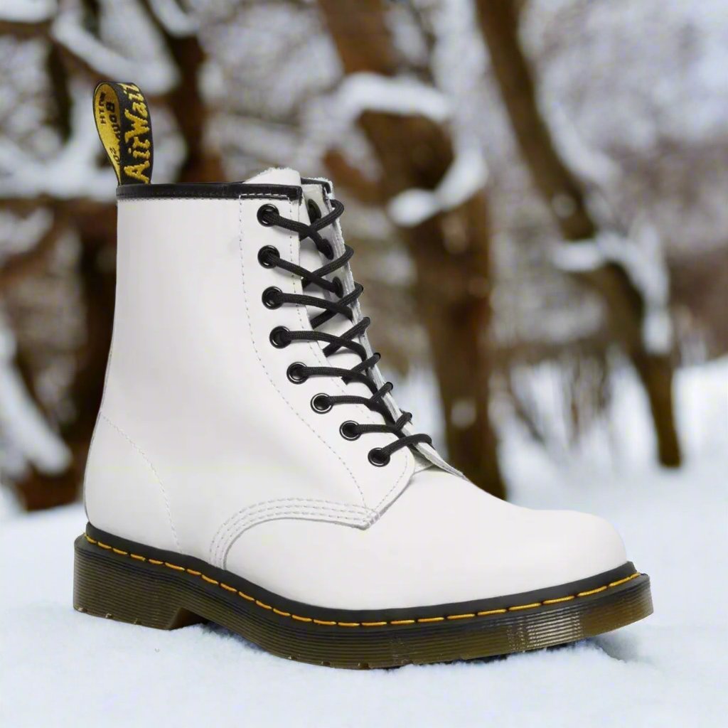 Maddy™ | Classic Lace-Up Boots