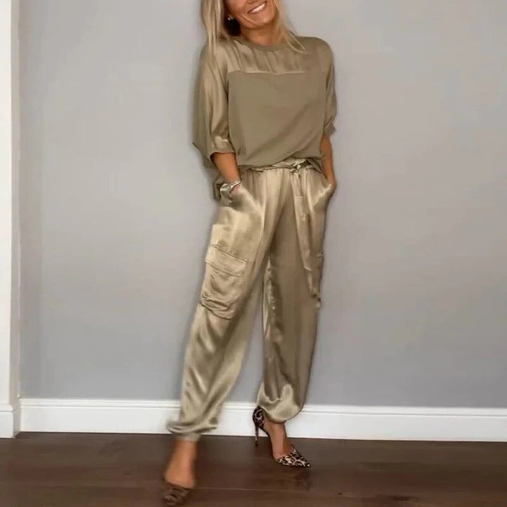 Casual Ladies' Outfit