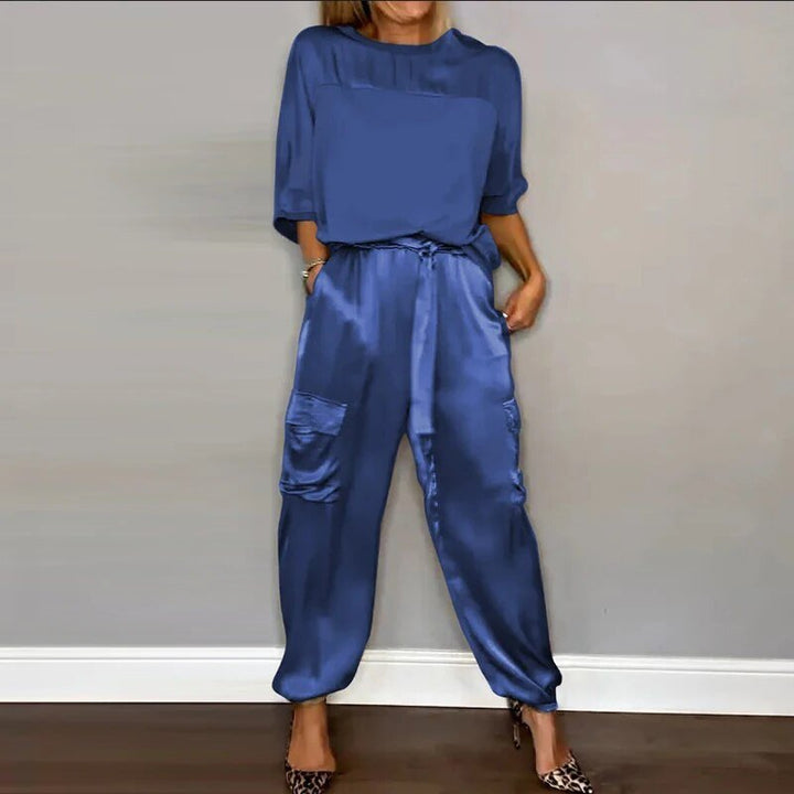 Casual Ladies' Outfit
